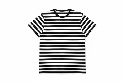 Tshirt with black and white horizontal lines
